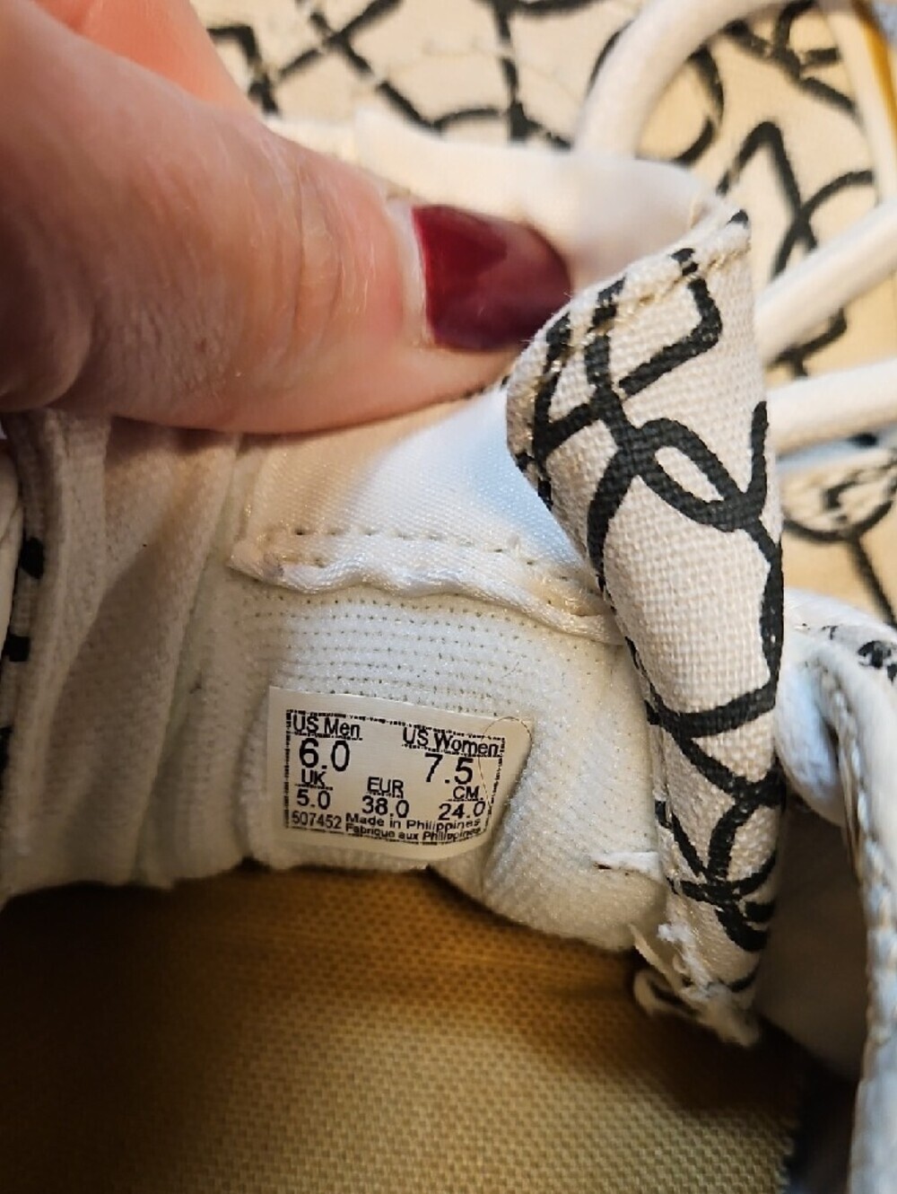 Vans Texured Waves X SK8 Marshmallow Abstract Low-Top Sneakers - Picture 7 of 14